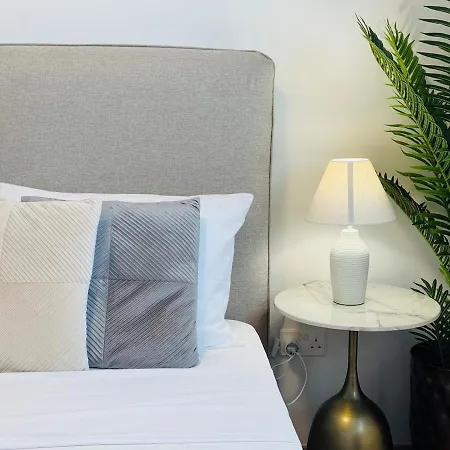 Makenzie View Penthouse