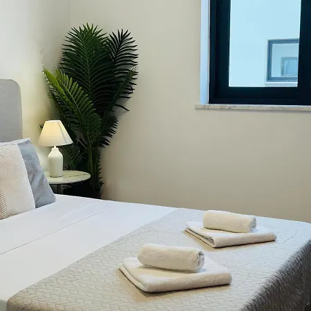 Makenzie View Penthouse