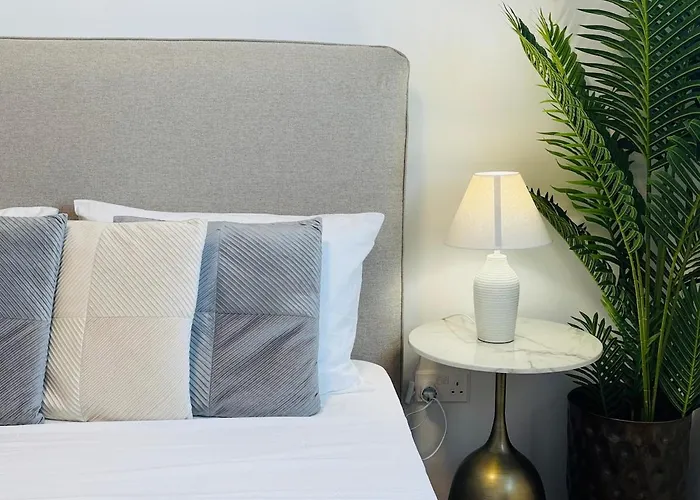 Makenzie View Penthouse