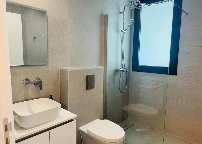 Makenzie View Penthouse * Larnaca