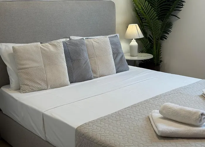 Makenzie View Penthouse Apartment Larnaca